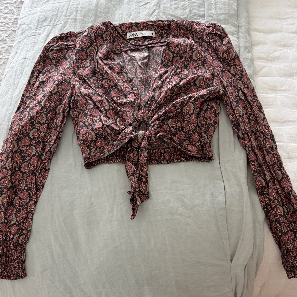 Zara Floral Tie-Front Blouse - Black and Pink